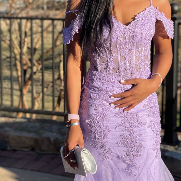 2022 Prom Dress - Picture 5 of 9